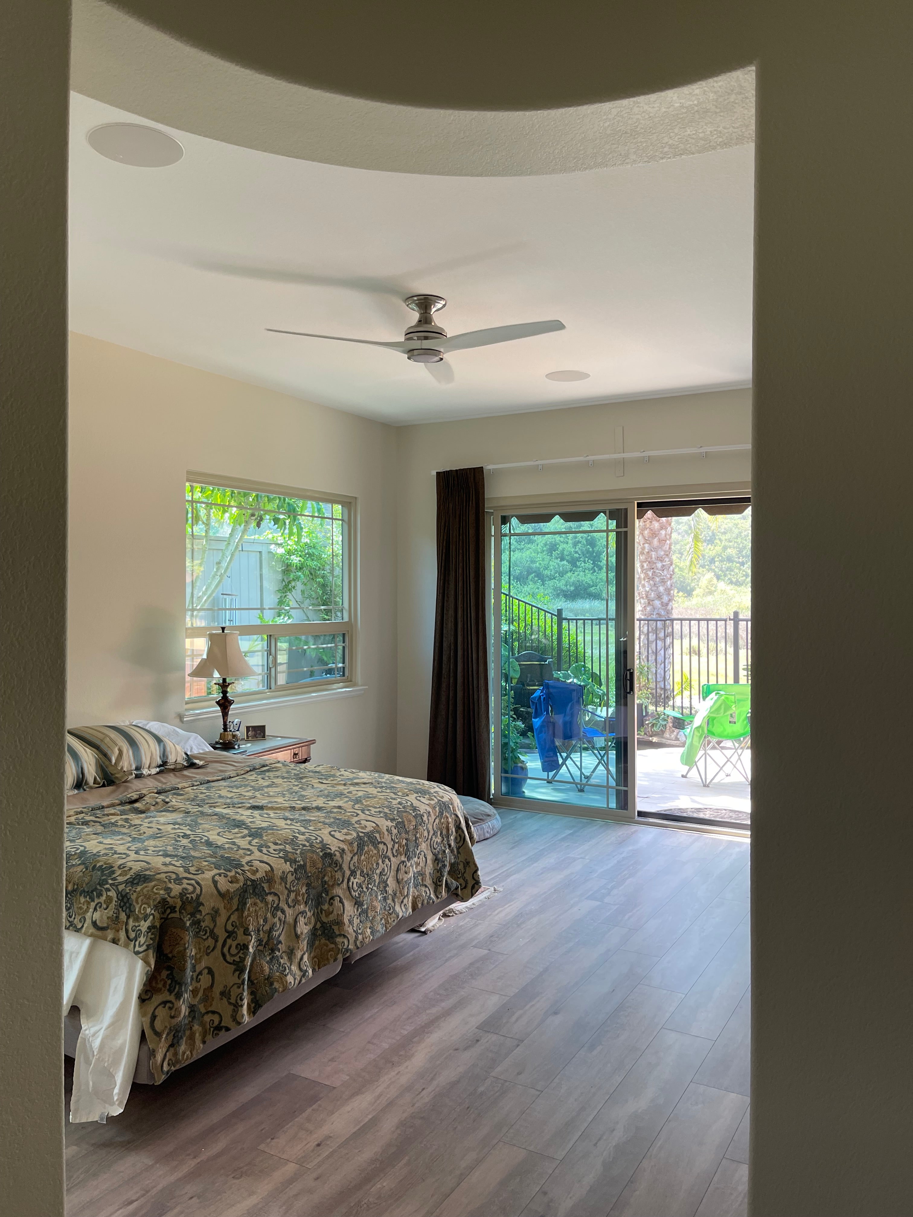 Fanimation Spitfire installed in a bedroom