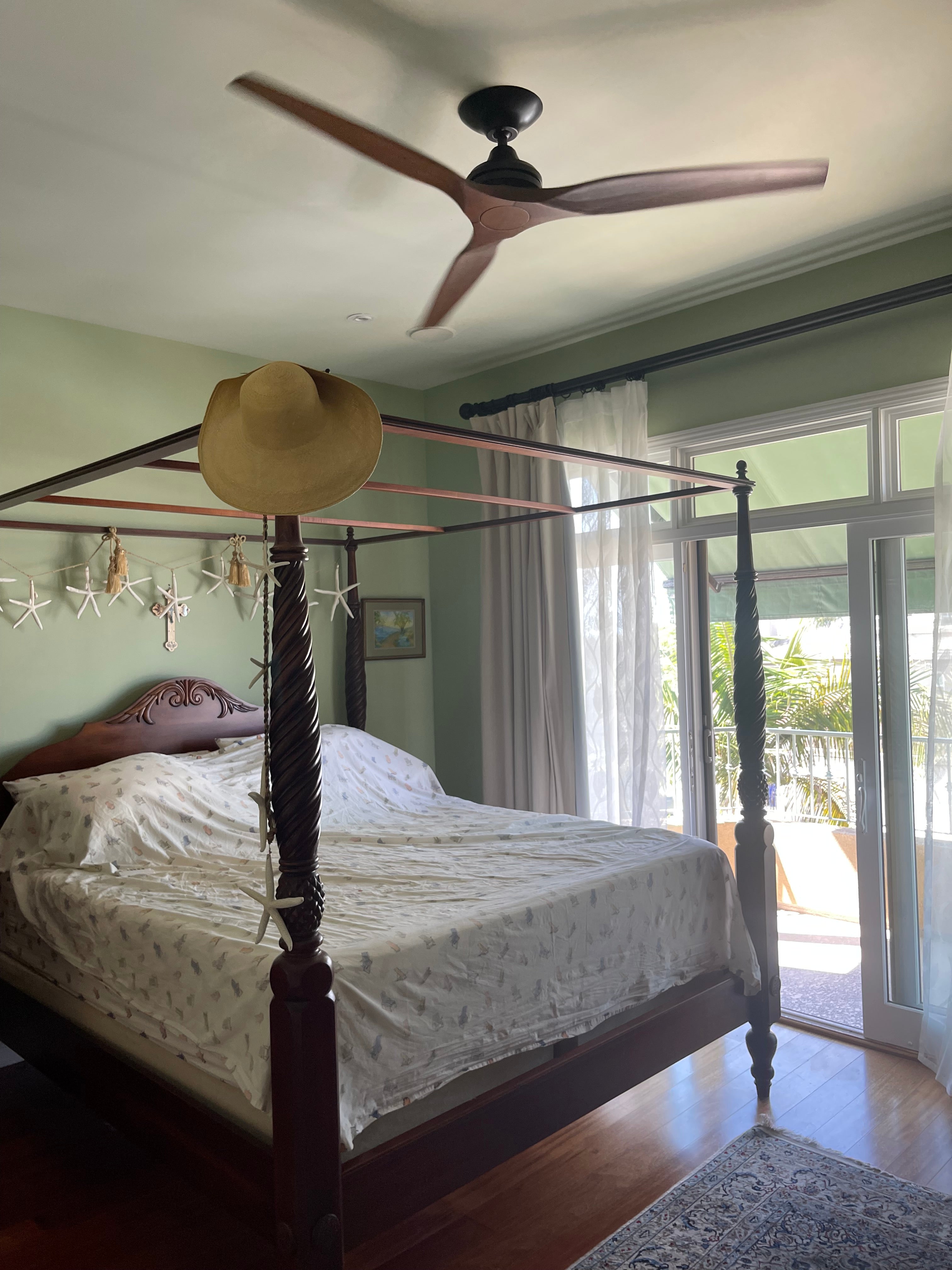 Fanimation Spitfire installed in a bedroom